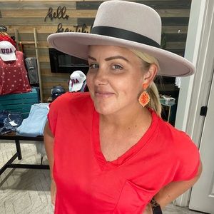 Meet your Posher, Brooke